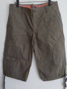 Columbia Shorts - Size 10 Brown Pockets - 100% Cotton (751)